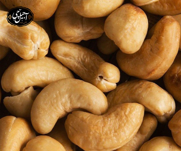 تنوع بادام در آجیل چی 