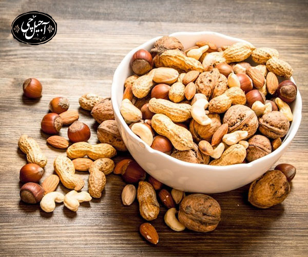 خرید آجیل از آجیل‌چی