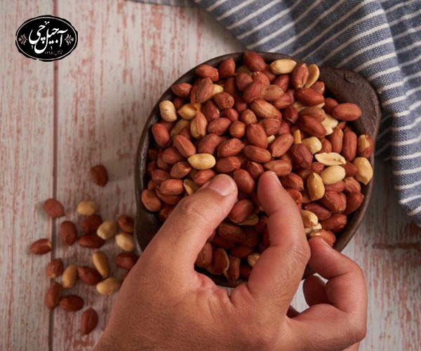 بادام زمینی خارجی