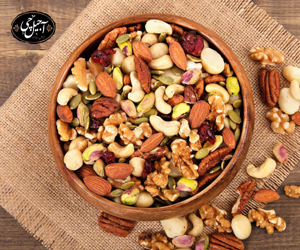 آجیل هفت مغز خام برای پذیرایی