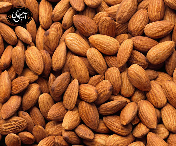 بادام درختی منبع ویتامین دی