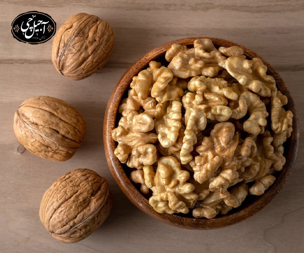 تاثیر گردو در وزن گیری جنین