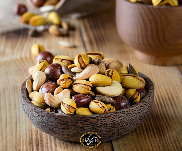 آجیل خام نفاخ یا بوداده