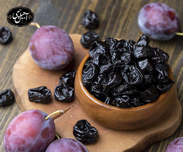 فواید آلو خشک برای تنظیم سیستم گوارش در رژیم