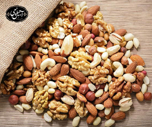 خواص مصرف آجیل های حاوی ویتامین آ