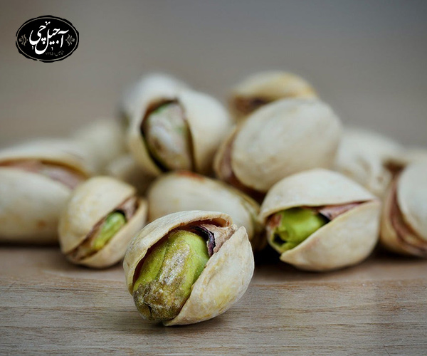 مضرات پسته برای کودکان