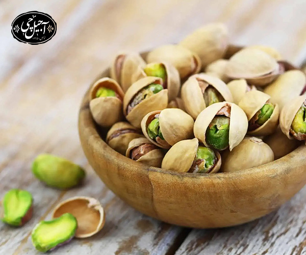 بهترین زمان مصرف پسته برای کودکان