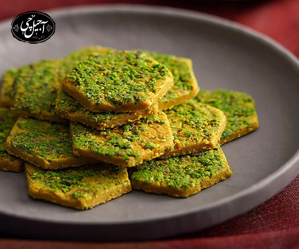 خواص زعفران موجود در سوهان