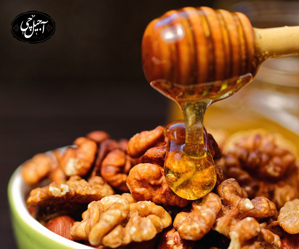 خاصیت عسل با گردو