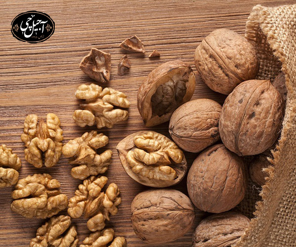 عوارض گردو برای فشار خون 