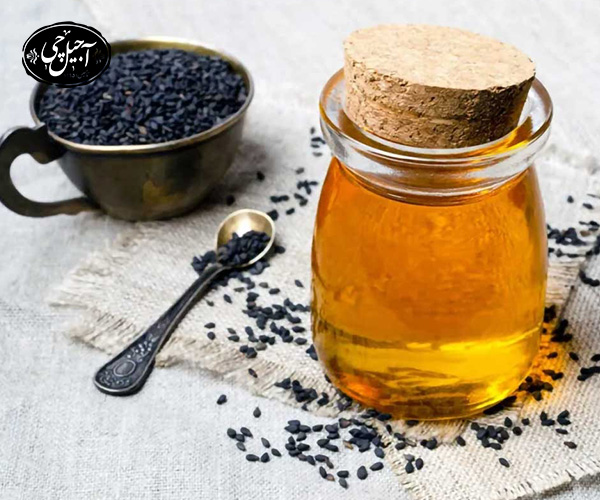 خواص سیاه دانه و عسل ناشتا