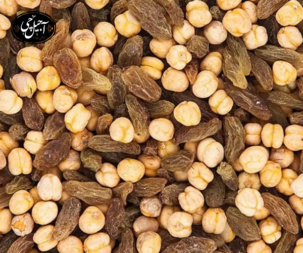  نخودچی و کشمش از تنقلات سالم دانش آموزان