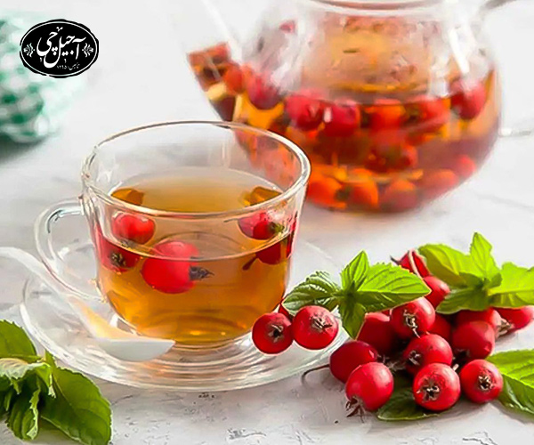 مزایا دمنوش زالزالک در گرما