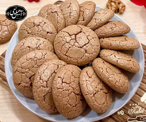 روش درست کردن شیرینی گردویی در خانه