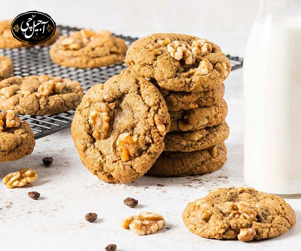 نکات تازه ماندن شیرینی گردویی