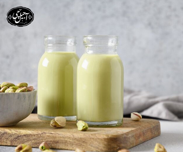 دستور تهیه شیر پسته‌