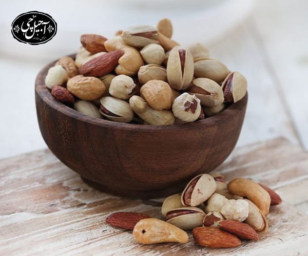 مزایا آجیل چهار مغز در بارداری