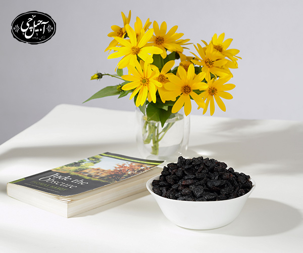 مزایا مصرف مویز برای زنان