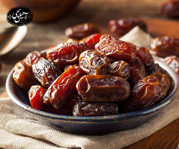 میانوعدههایی مغذی و انرژیزا با خرما کدامند ؟