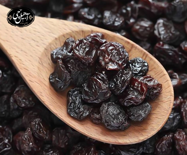 مضرات مویز برای زنان