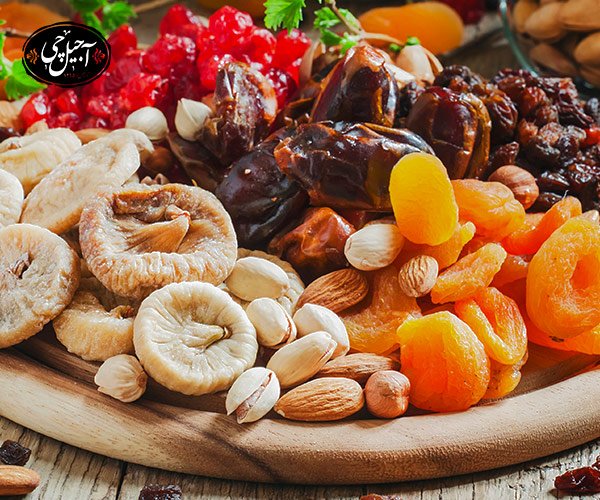 تزیین میوه خشک برای شب چله