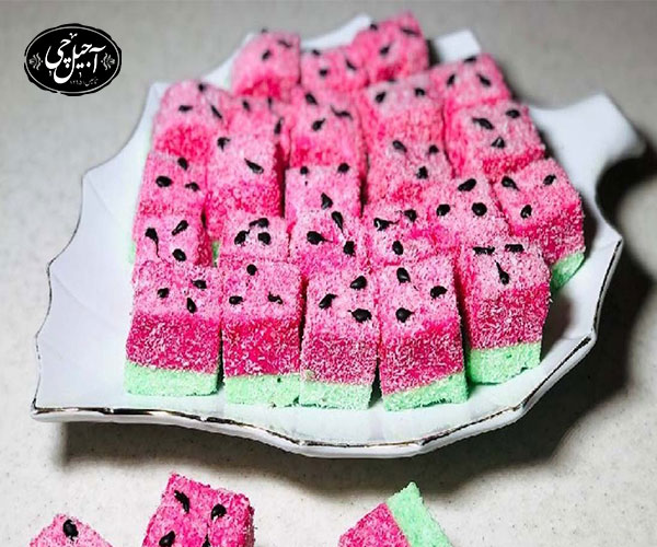 مارشملو هندوانه‌ای پیشنهادی عالی برای دسر شب یلدا