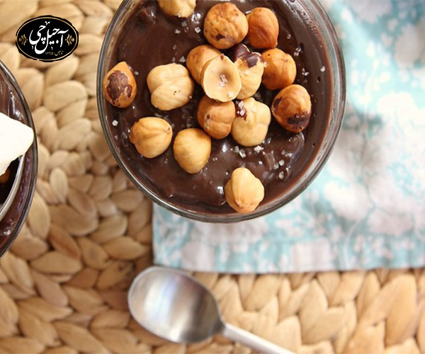 پودینگ فندق و شکلات