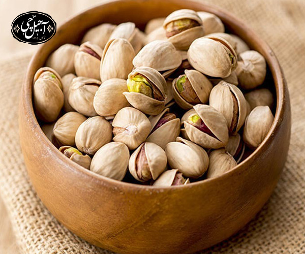 6. پسته آجیل مناسب سالمندان