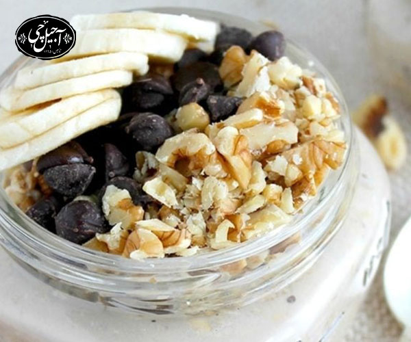 5. اسموتی با موز و گردو