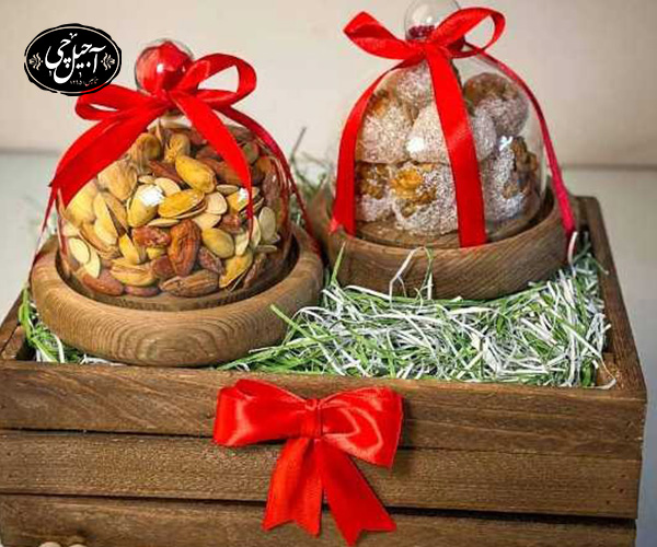 تزیین آجیل شب چله در تنگ شیشه ای