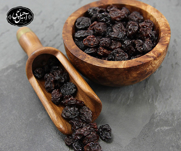 تفاوت‌ مویز و کشمش در فرآیند خشک شدن