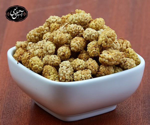 شیوه خشک کردن توت سفید در فضای باز و زیر آفتاب