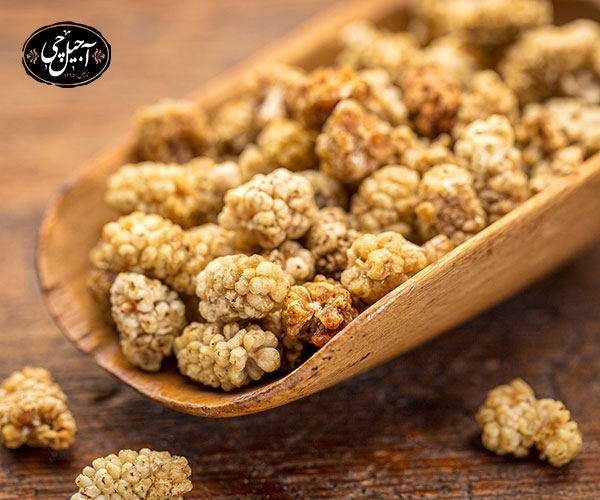 بررسی اثر پیش‌تیمارها بر کیفیت نهایی و رنگ توت خشک‌شده