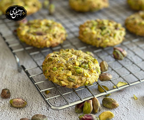 نکات مهم در پخت شیرینی کوکی با پسته