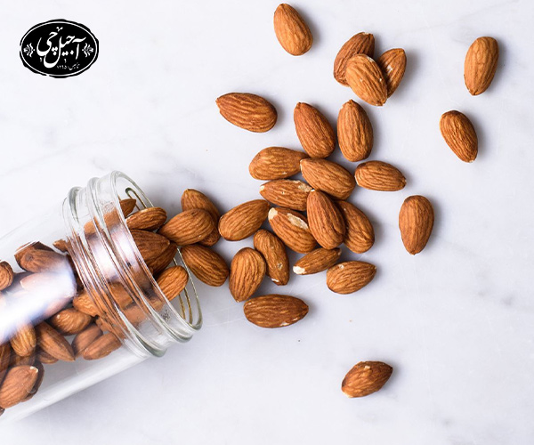 خواص بادام برای عضله سازی آقایان
