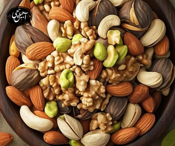 پرسش های رایج در مورد مفید بودن آجیل برای پوست و مو