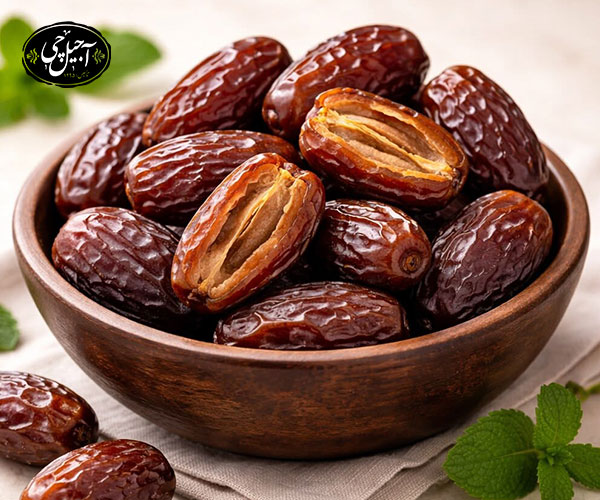 نحوه افزودن خرما و رطب در رژیم غذایی
