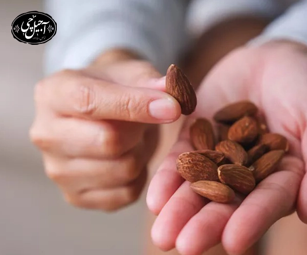 خواص بادام درختی برای کبد چرب
