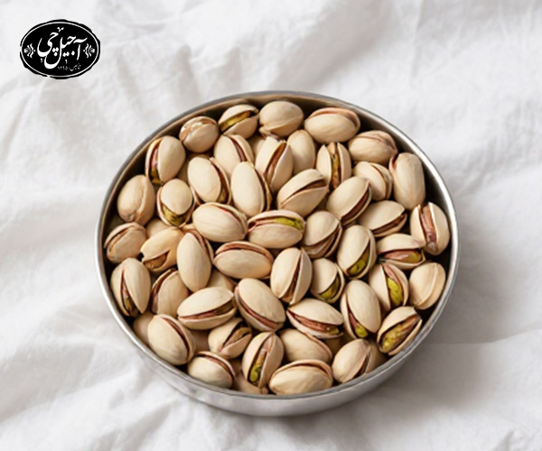 جدول تغذیه پسته