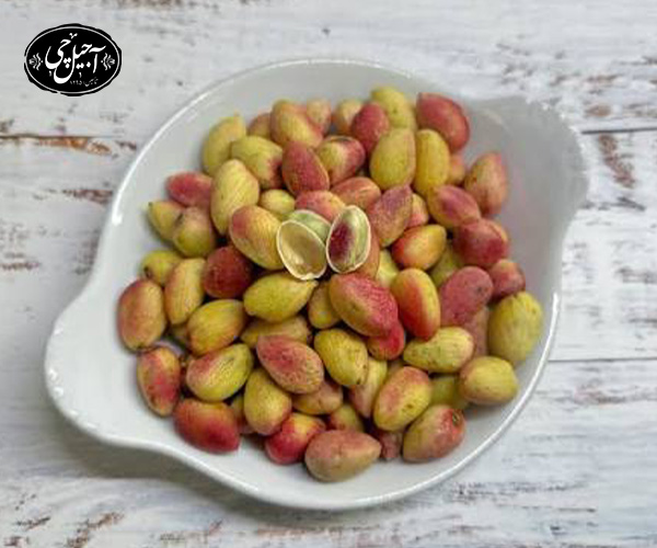 فواید پسته برای چشم