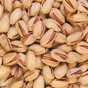 پسته اکبری نمکی درجه یک