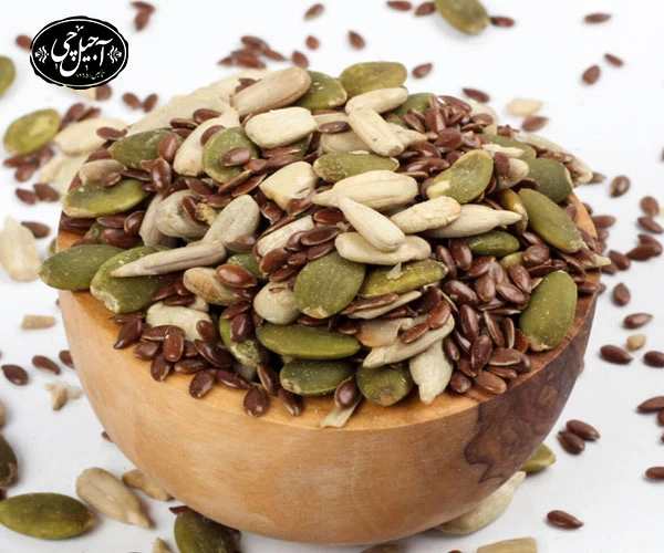 سفارش تخمه درجه یک از فروشگاه آجیل چی اصل مشهد