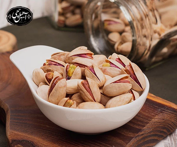 ارسال پسته احمد آقایی به شهرستان توسط آجیل سرای آجیل چی 