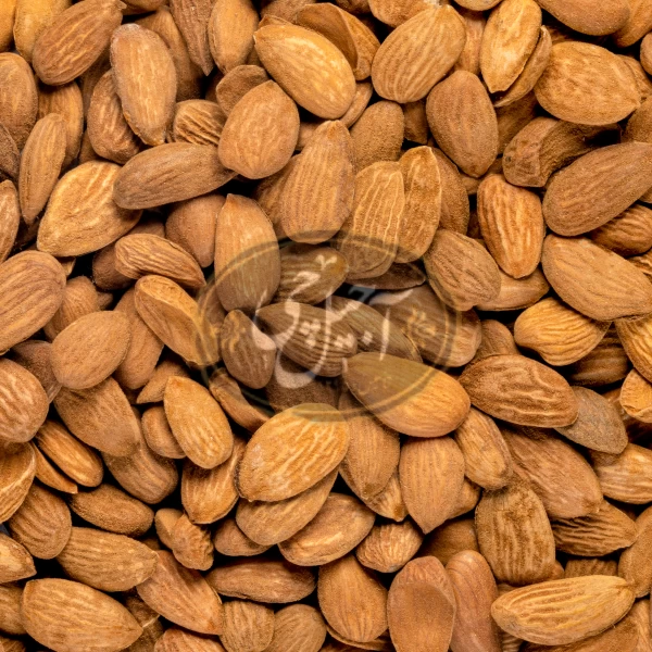 مغز بادام خام ایرانی دستچین