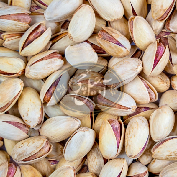 پسته احمد آقایی رست شده درجه یک