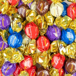 شکلات دوسرپیچ رومیتا فرمند